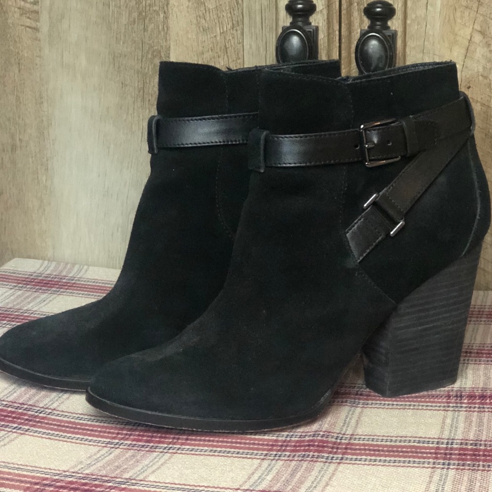 EUC Cole Haan Suede Booties | 11